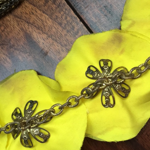 Anthropologie Yellow Floral necklace - Picture 6 of 6